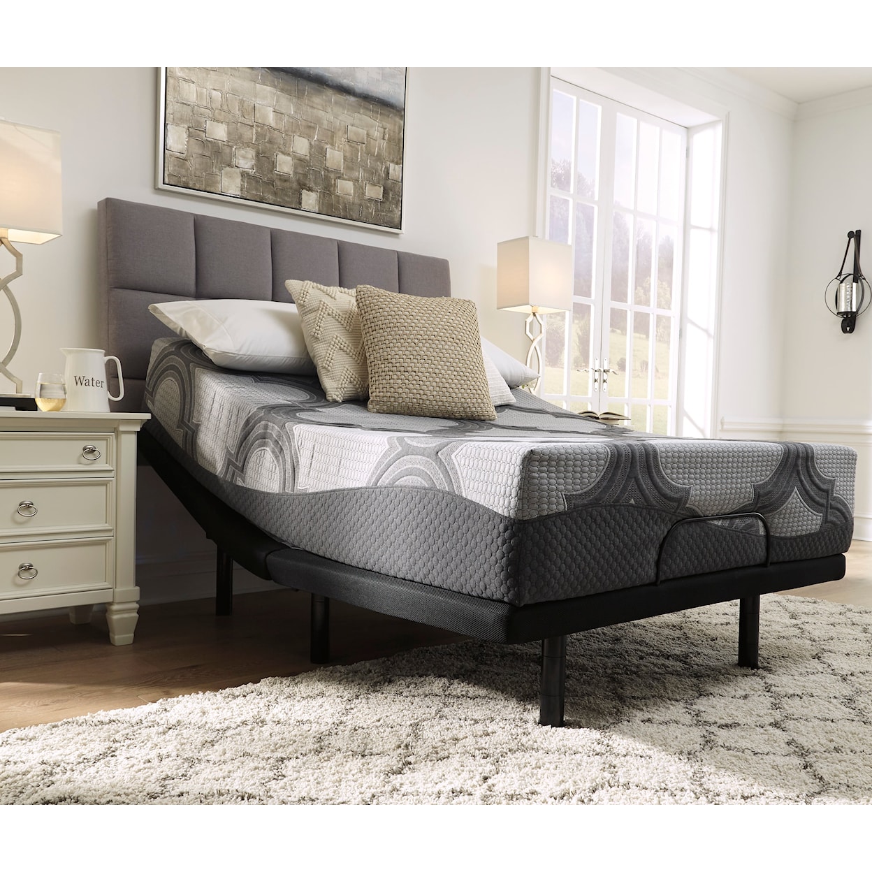 Sierra Sleep 12 Inch Ashley Hybrid King Adjustable Base and Mattress