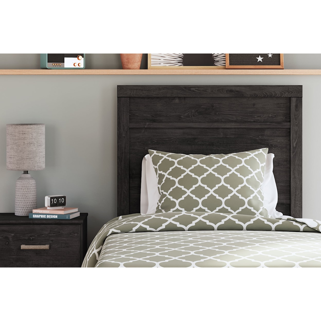 Signature Design by Ashley Furniture Belachime Twin Panel Bed