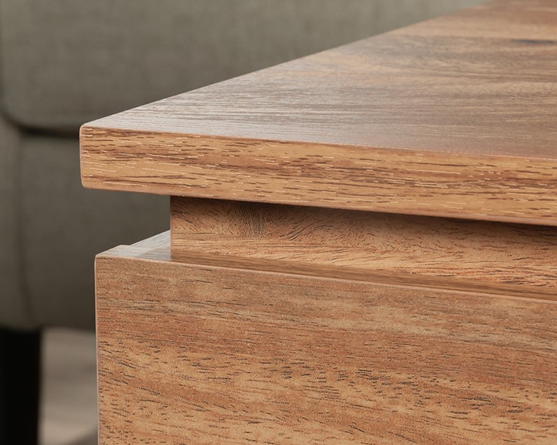 Sauder INTERNATIONAL LUX International Lux Lift-Top Coffee Table