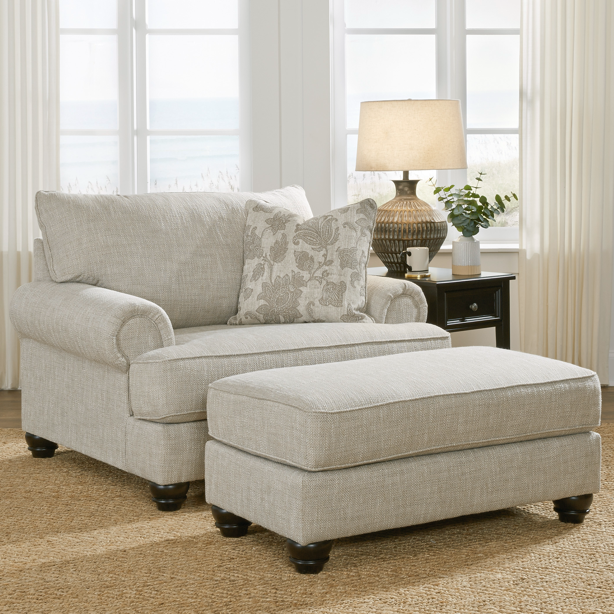 Wayfair oversized outlet chair and ottoman