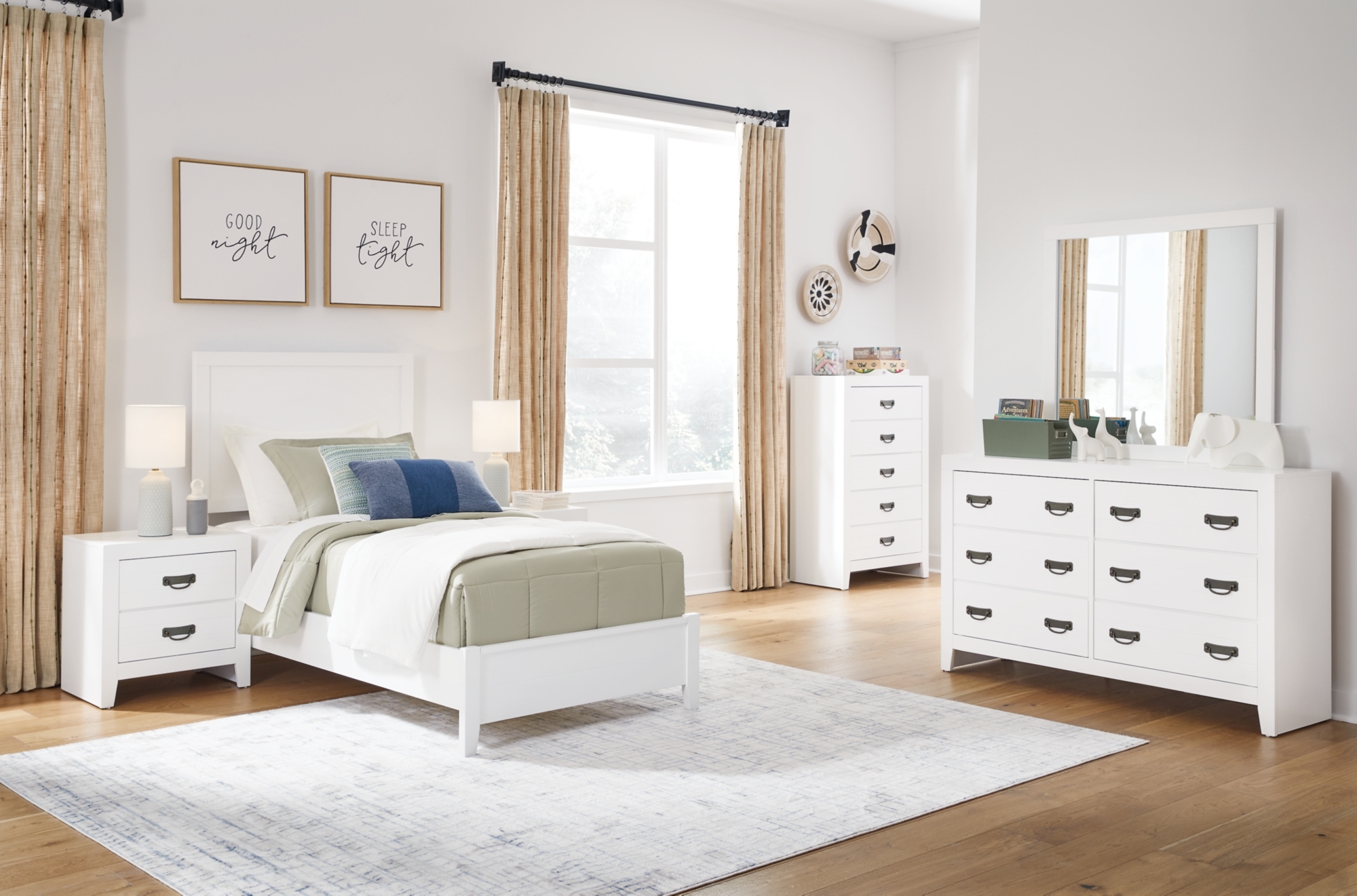 Signature Design by Ashley Binterglen Twin Panel Bed