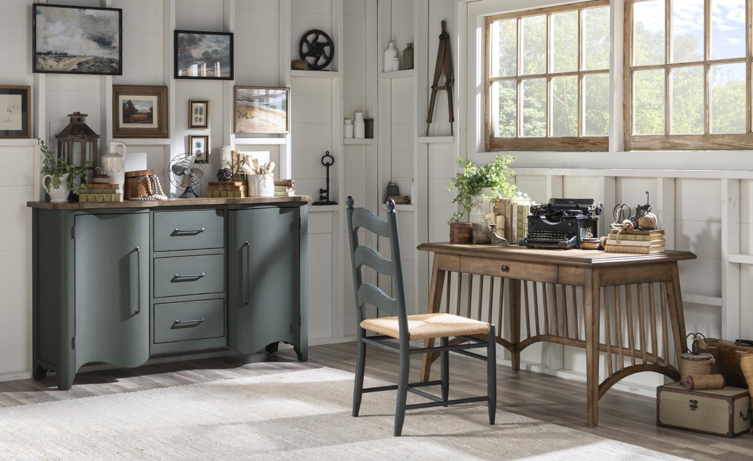 Spindle Base Writing Desk