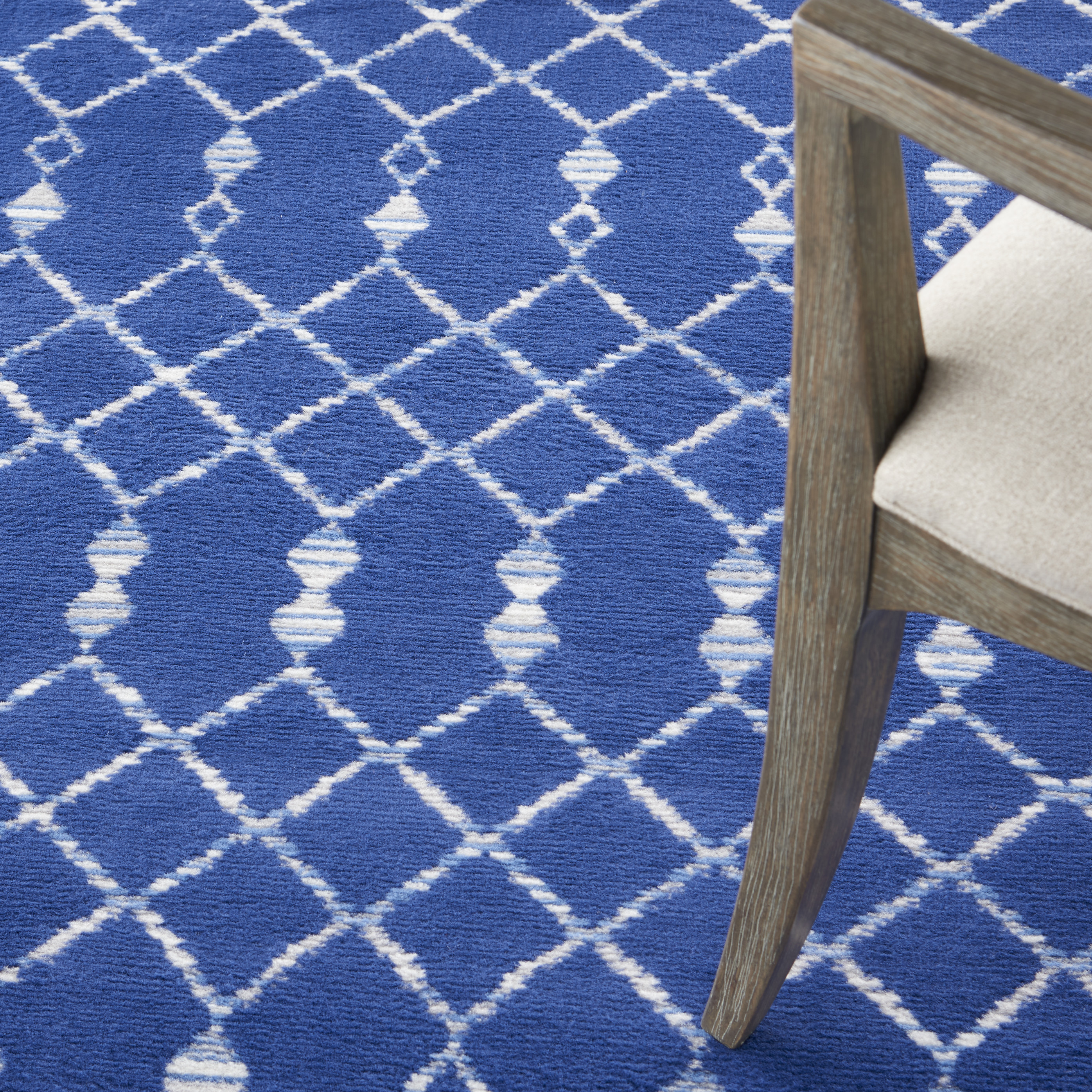 Nourison Whimsicle 5' Round  Rug