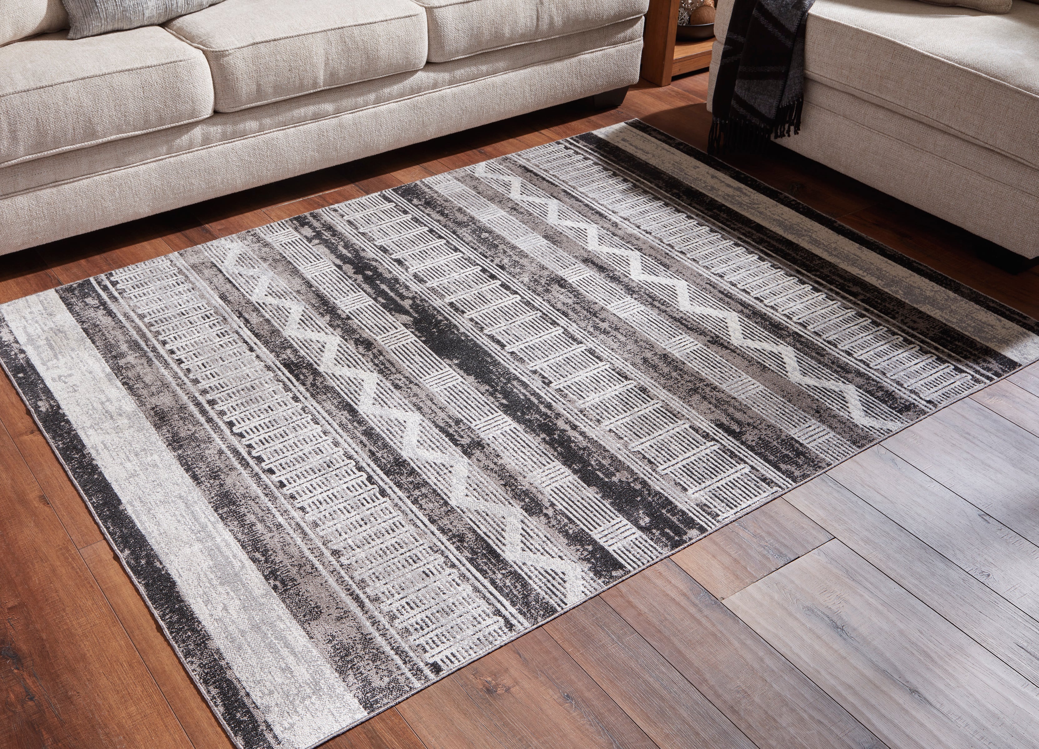Signature Design by Ashley Machine Washable Rugs R405992 Henchester 5