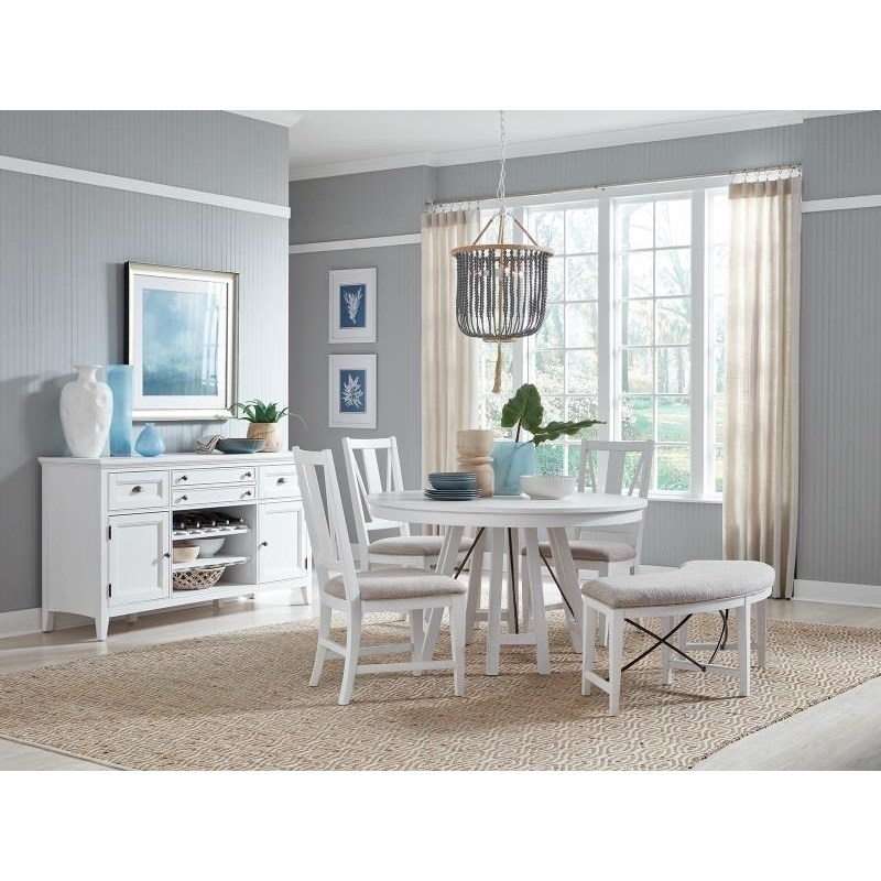 Casual Dining Room Group