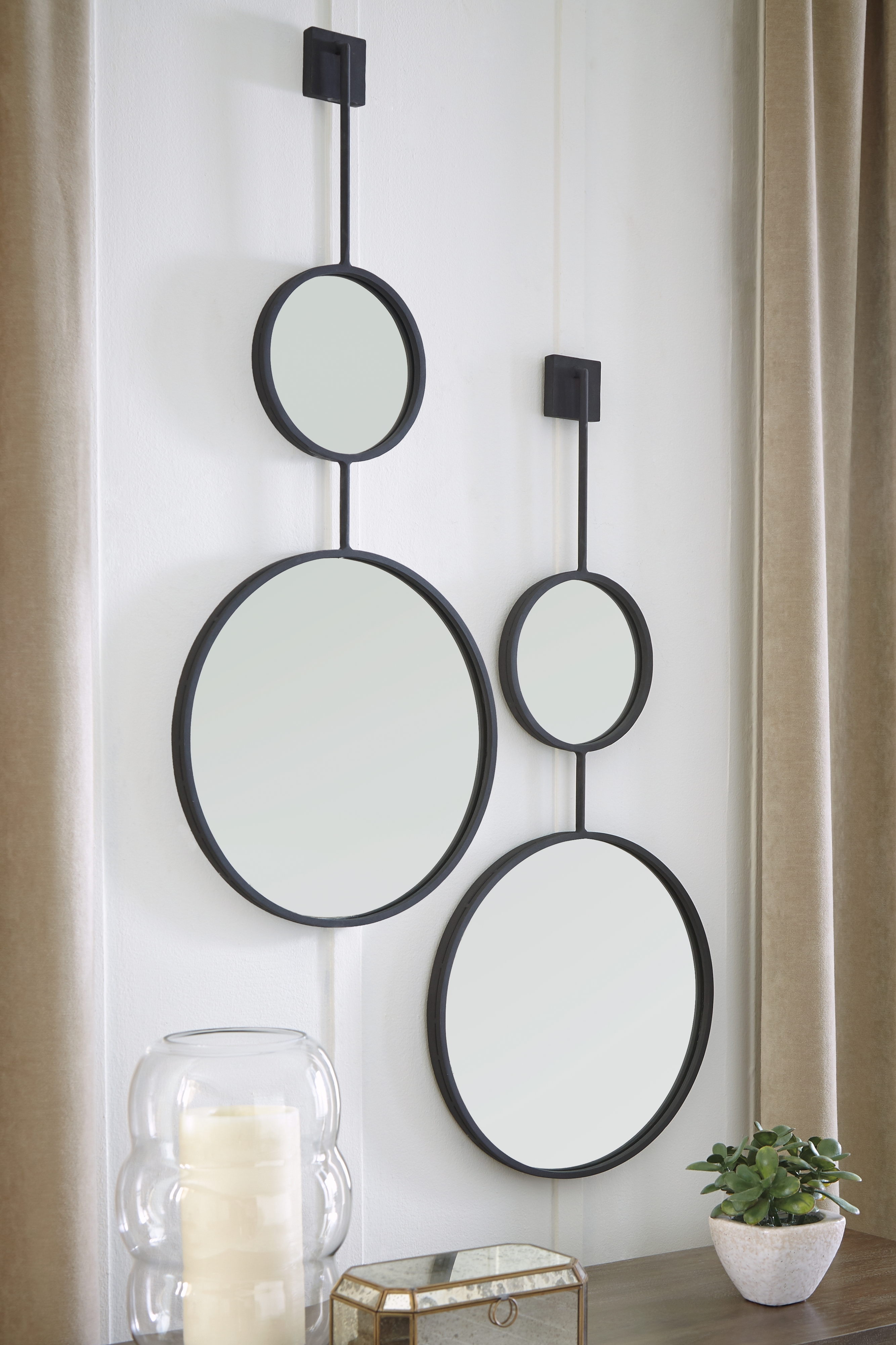 Accent Mirror
