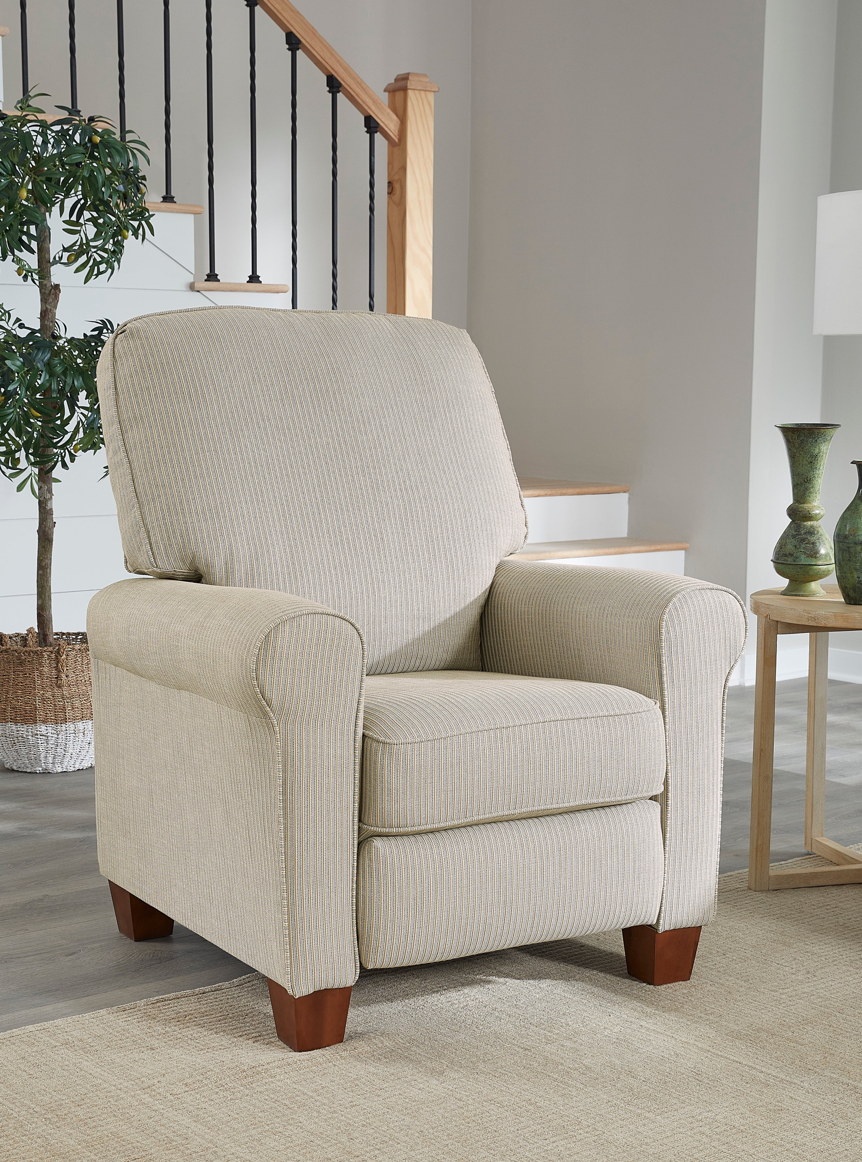 Best Home Furnishings Kayne High Leg Recliner