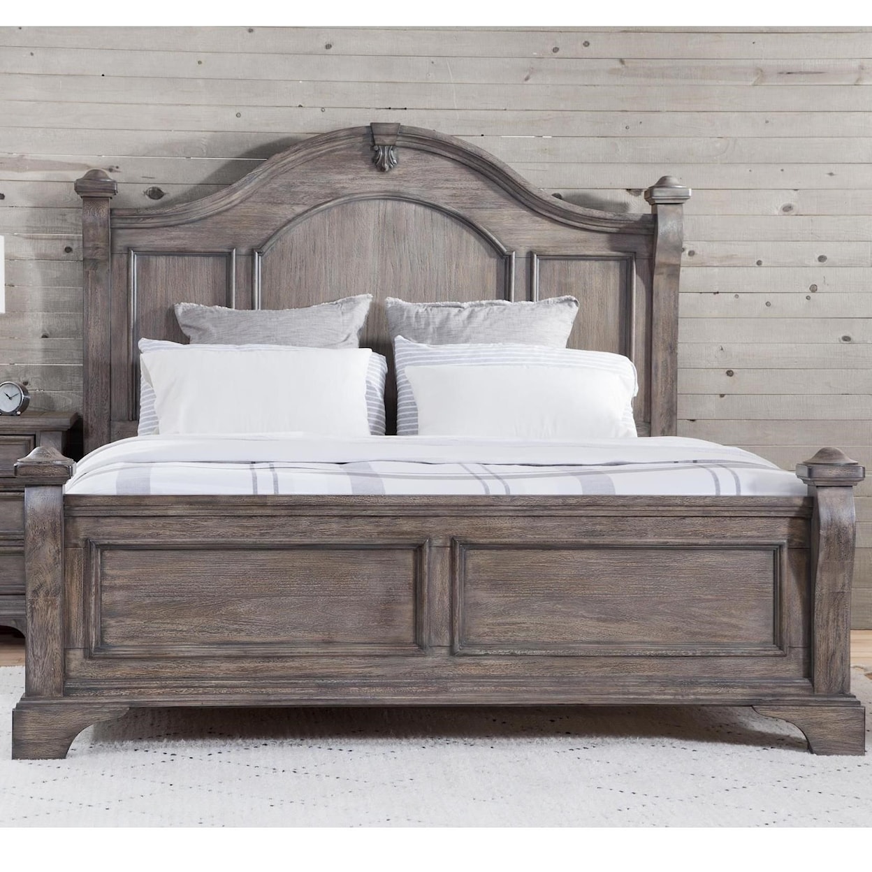 American Woodcrafters Heirloom Queen Poster Bed