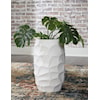 Benchcraft Patenleigh Vase