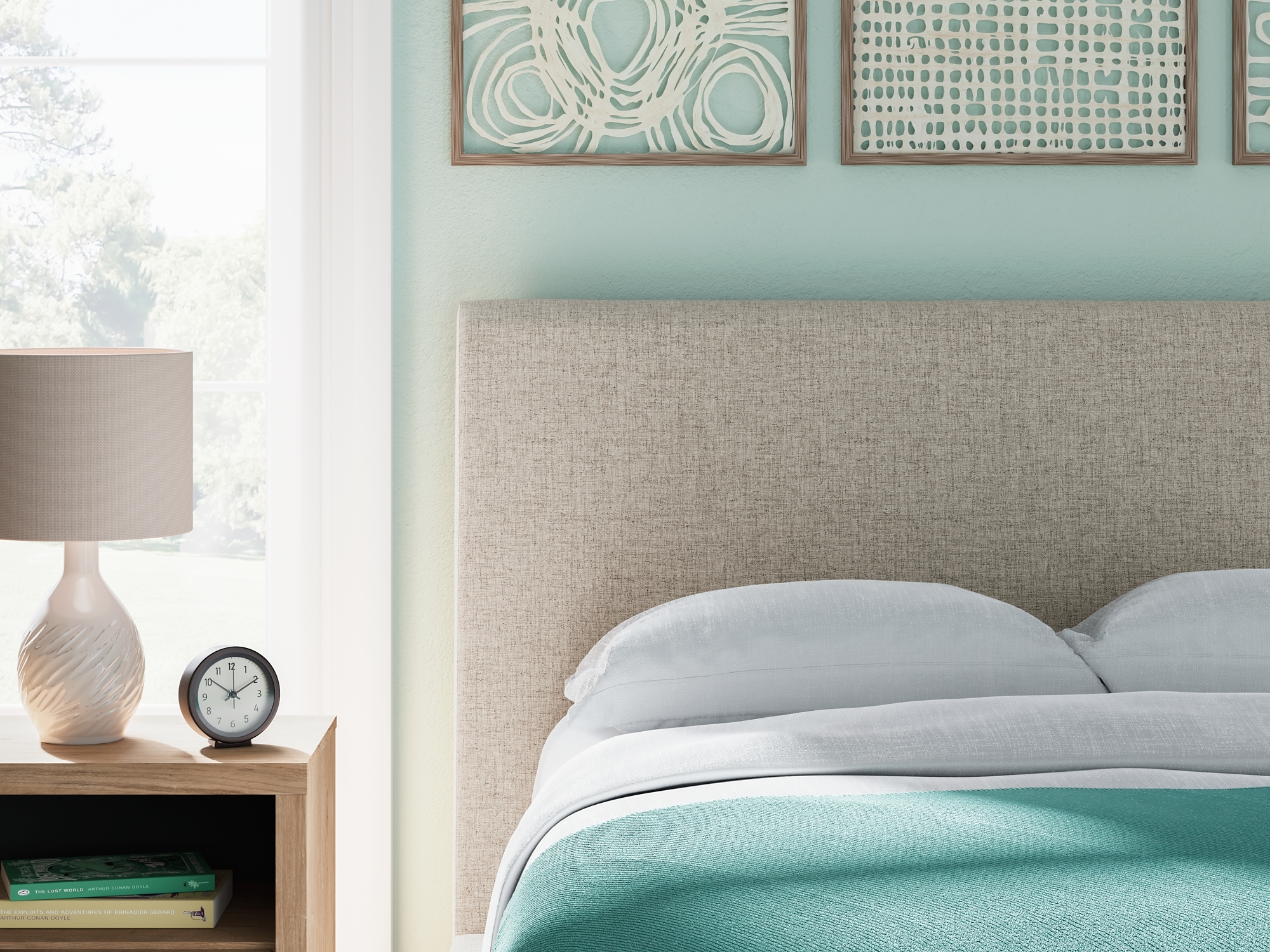 Signature Design by Ashley Cielden Full Upholstered Bed With Roll Slats