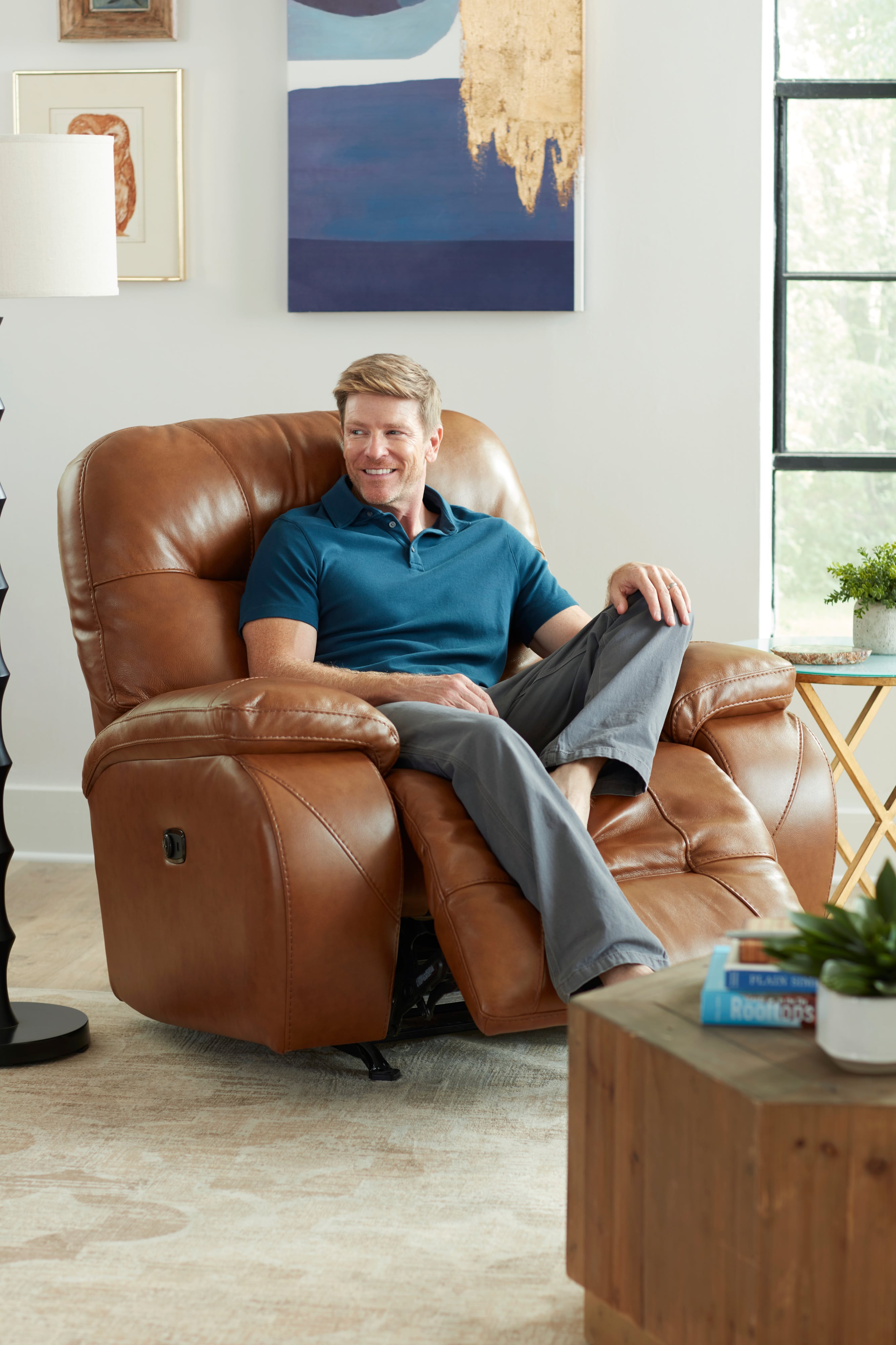 Best Home Furnishings Arial 6MP64LU 75689L Casual Power Space Saver Recliner with USB Charging