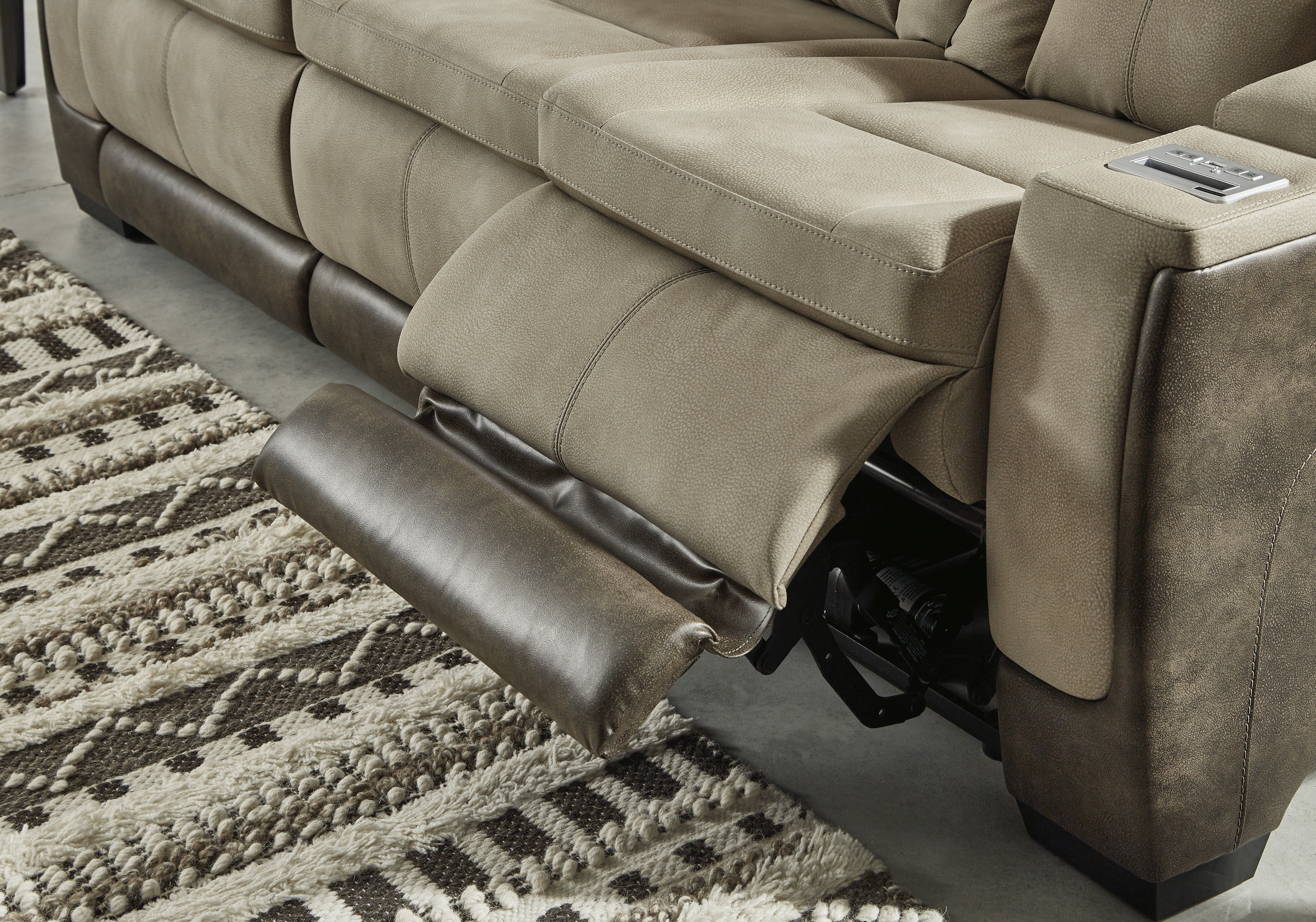 Ashley trampton 2024 power reclining sofa