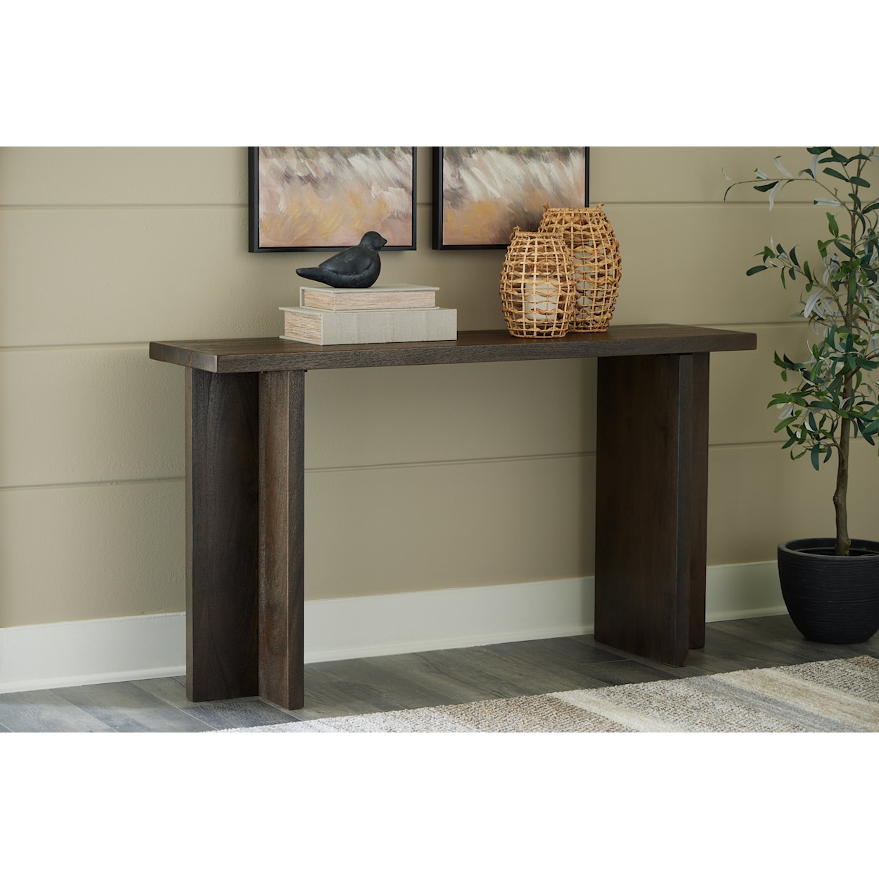 Signature Jalenry Console Sofa Table