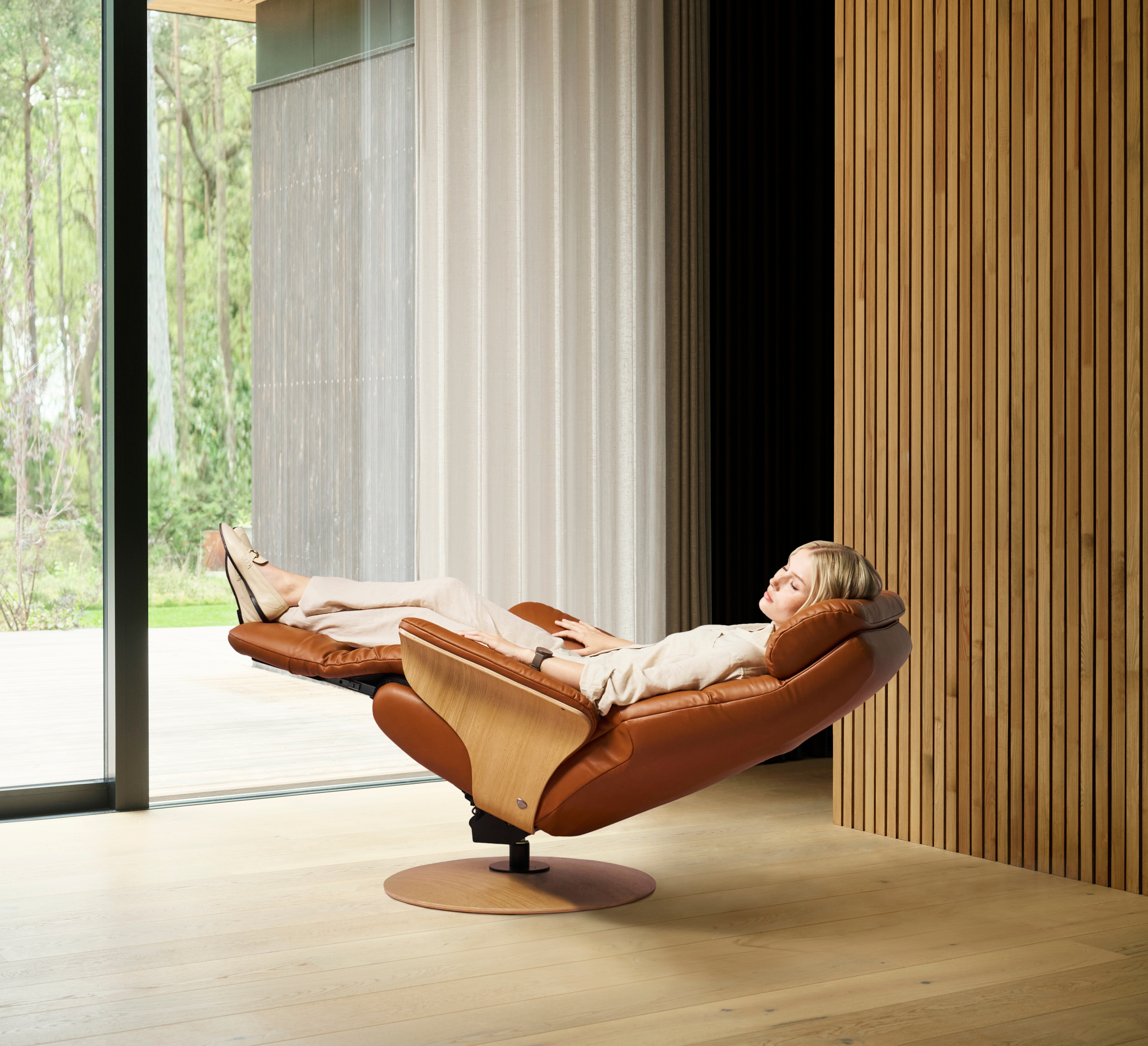 Stressless by Ekornes Adam Power Recliner