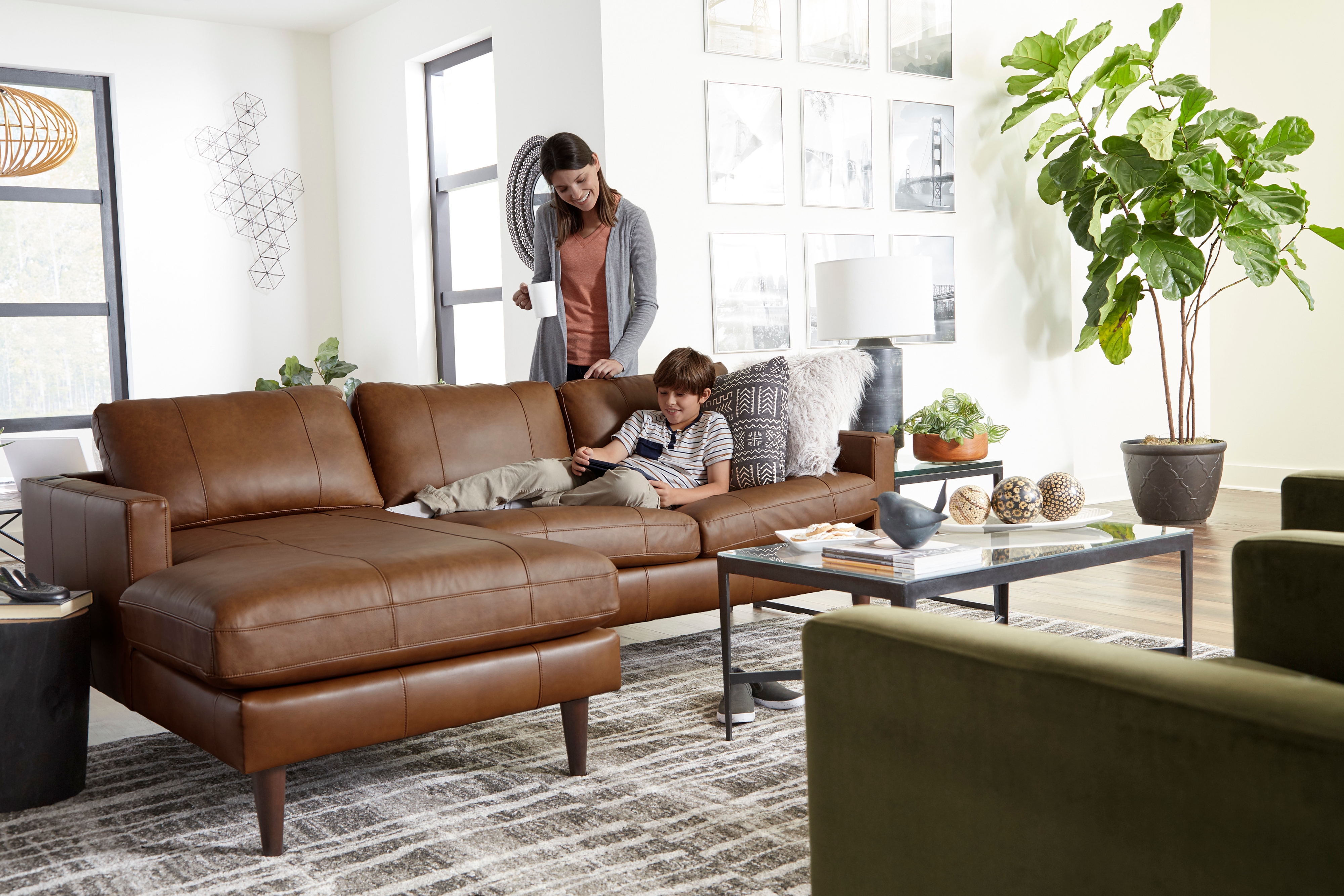 Best Home Furnishings Trafton Leather Chaise Sofa w/ USB Port & Wood Feet