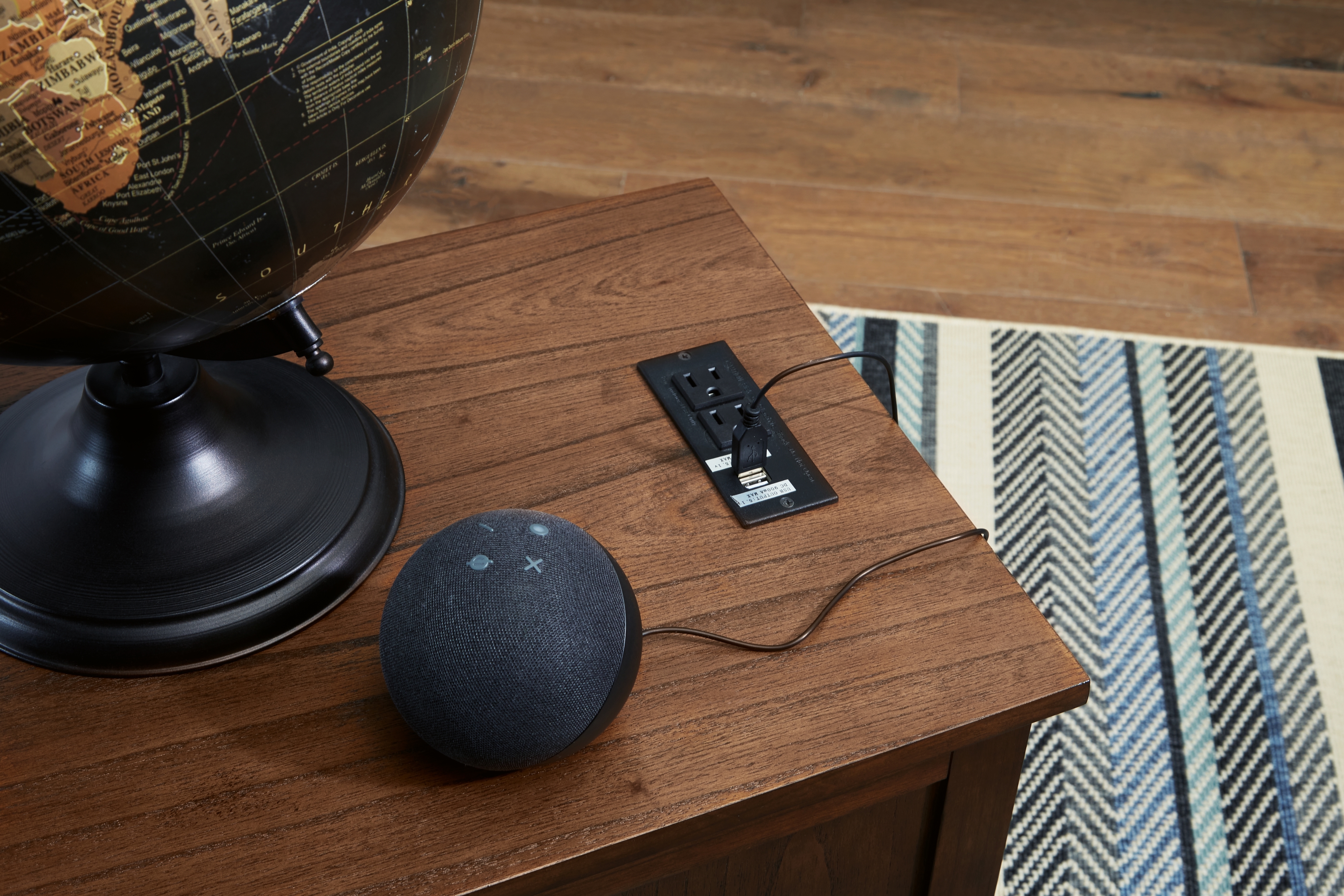 Signature Design by Ashley Treytown Chairside End Table