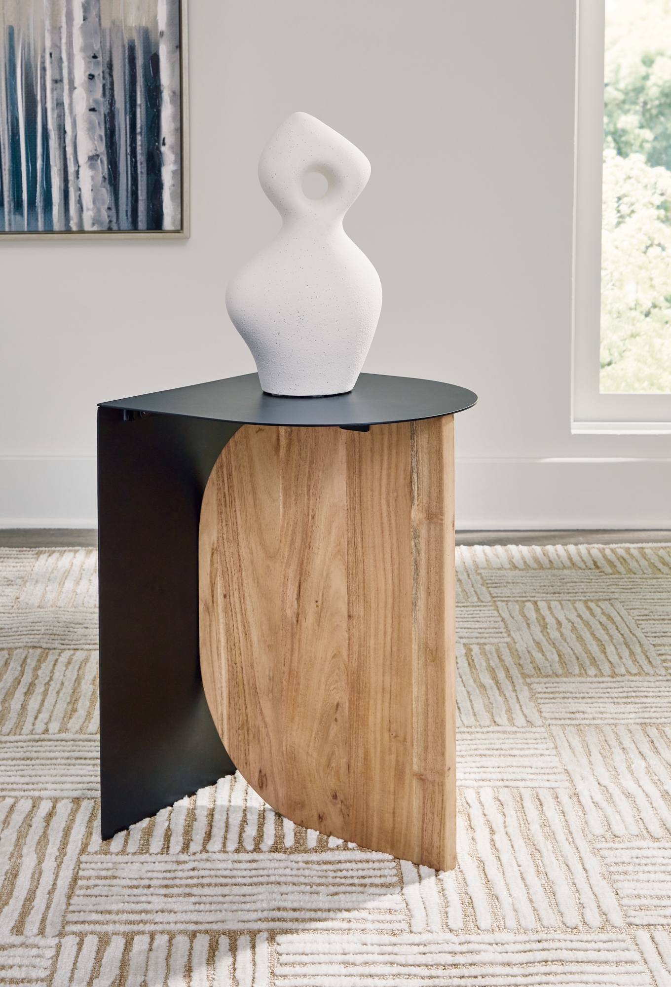 Accent Table