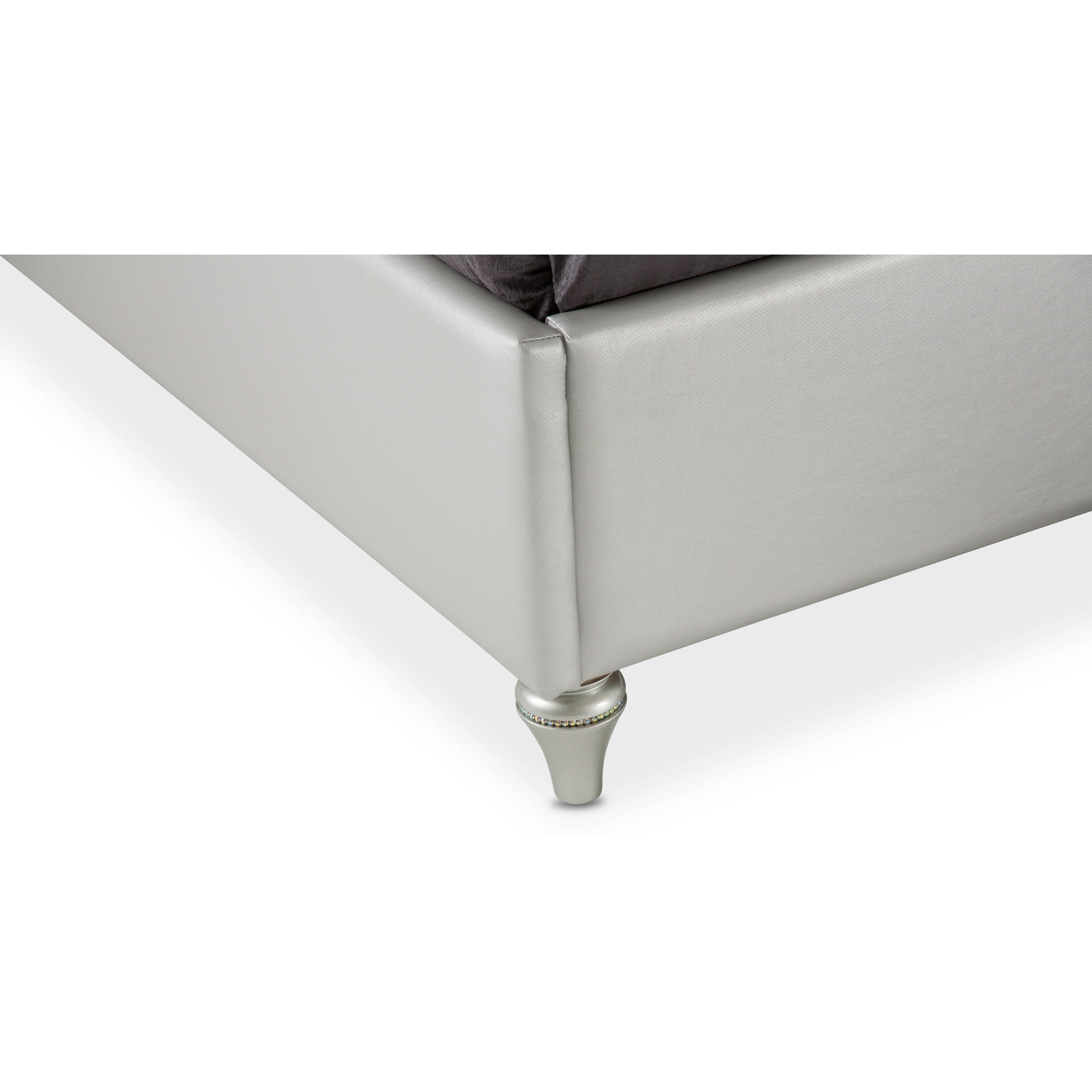 Michael Amini Melrose Plaza Upholstered California King Bed