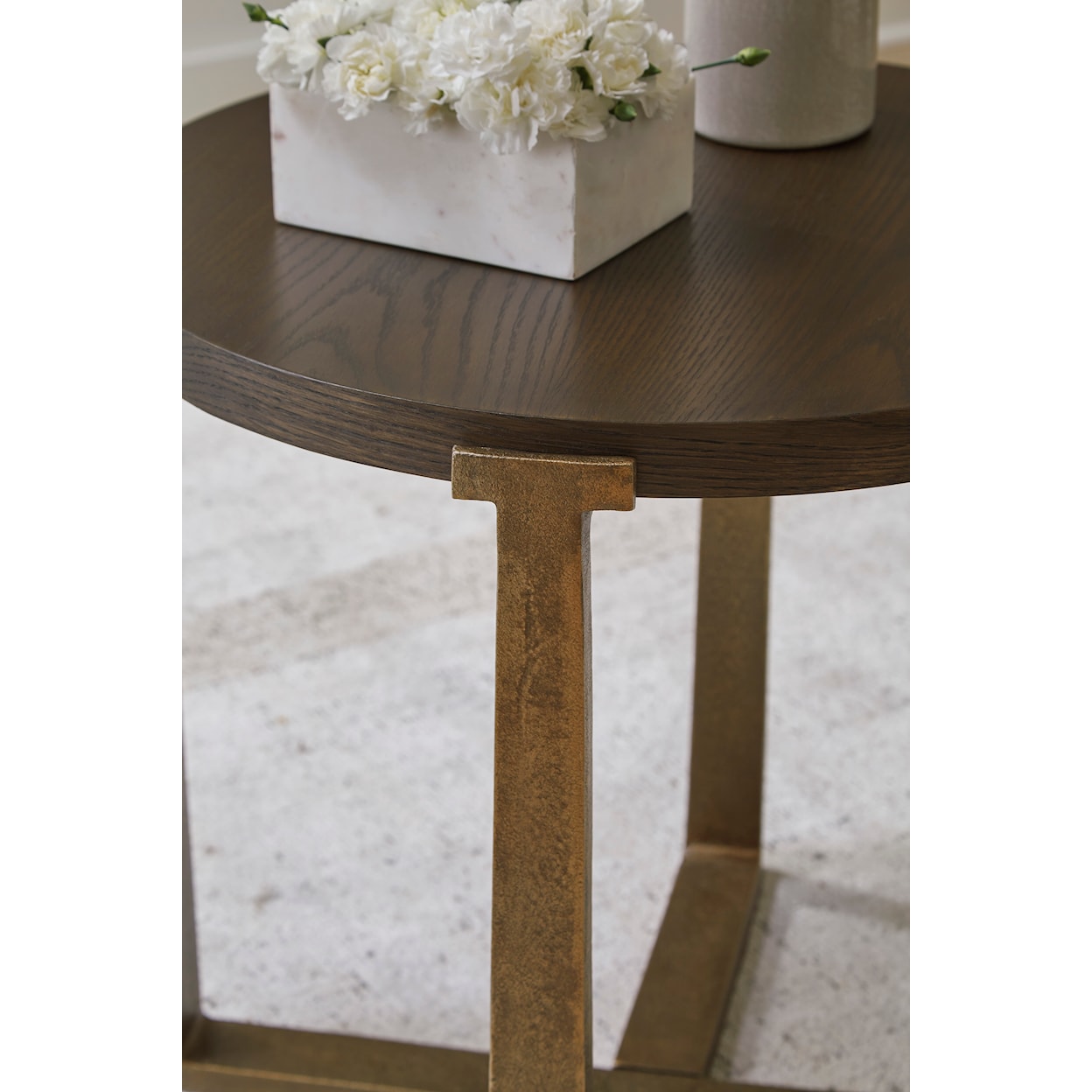 Signature Design by Ashley Balintmore End Table