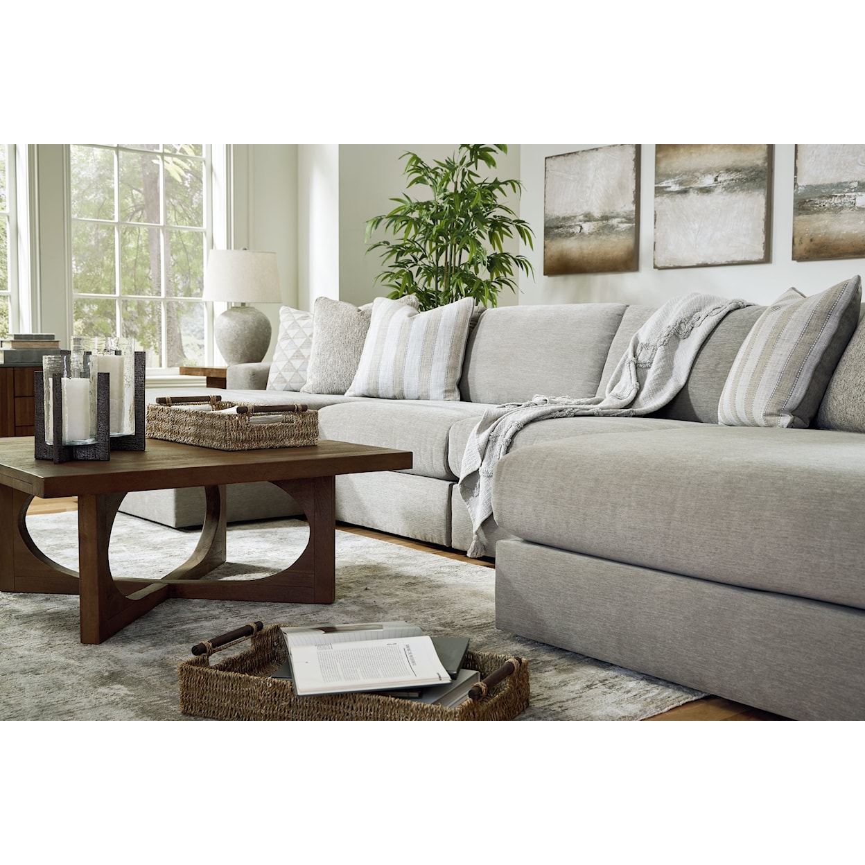 Signature Design by Ashley Avaliyah 4-Piece Double Chaise Sectional