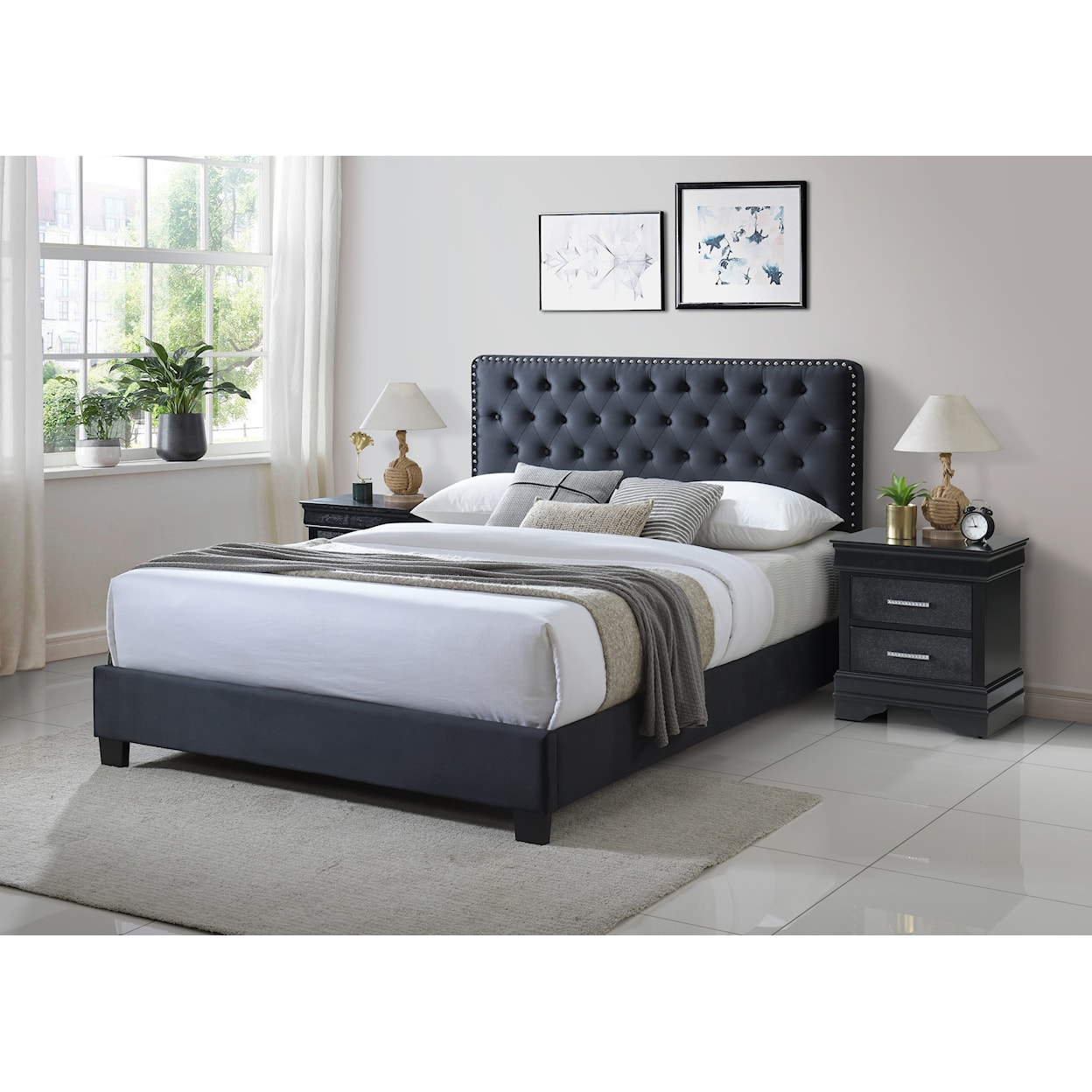 CM Ezra Upholstered Queen Panel Bed