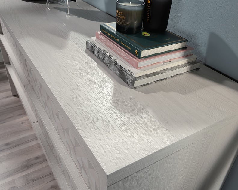 Sauder HARVEY PARK 6-Drawer Dresser