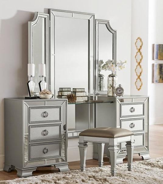 Upholstered Vanity Stool