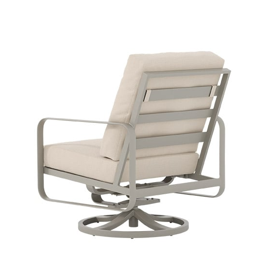 Tropitone Brasilia Cushioned Swivel Action Lounger