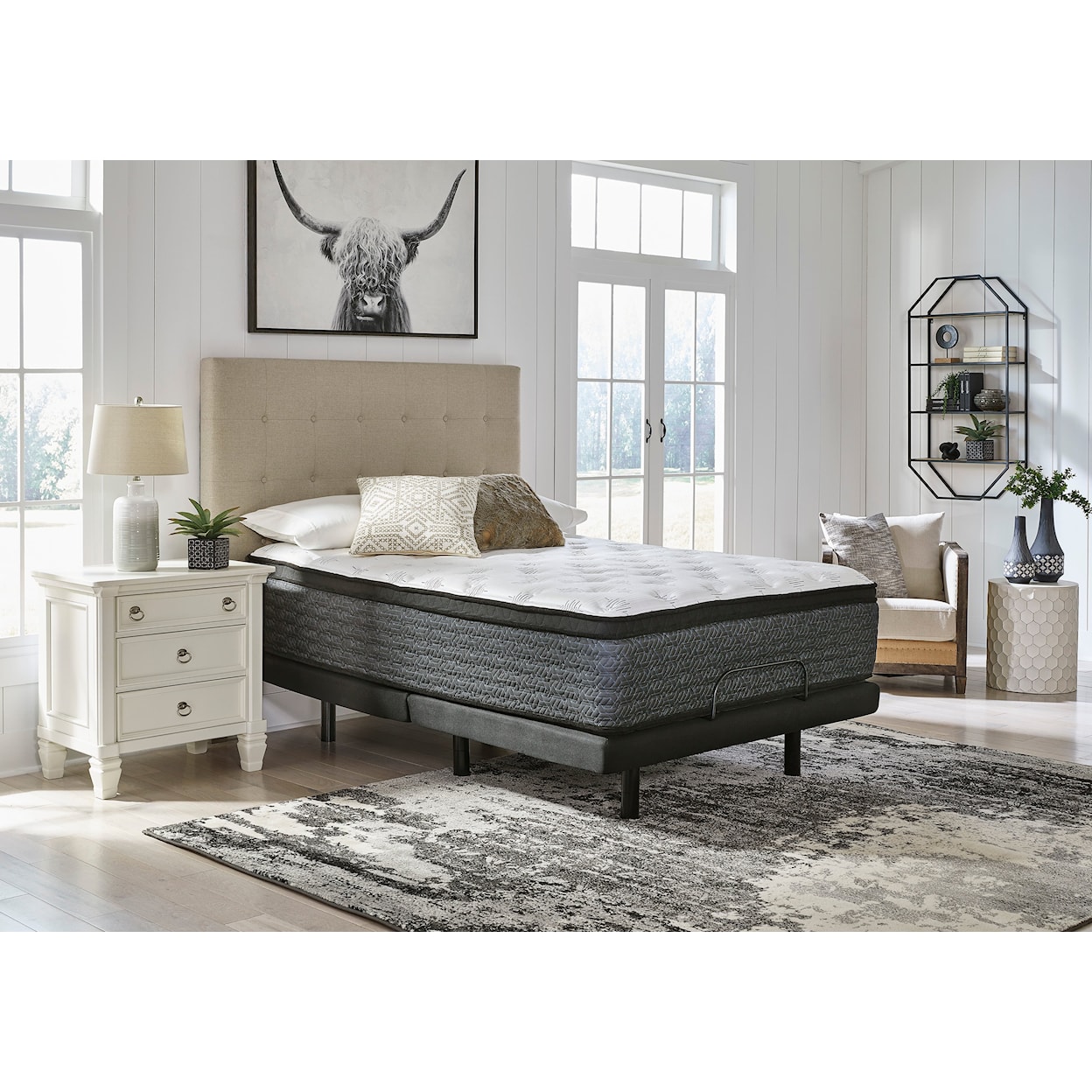 Sierra Sleep Ultra Luxury ET with Memory Foam Queen Plush Mattress