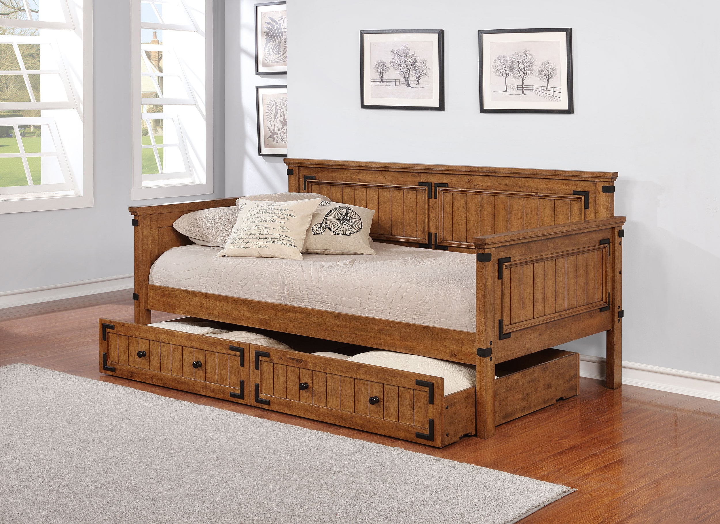 Oakdale Wood Twin Daybed