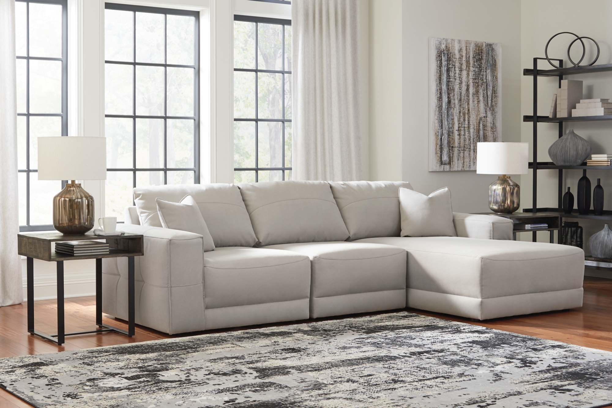 Sectional Sofa With Chaise