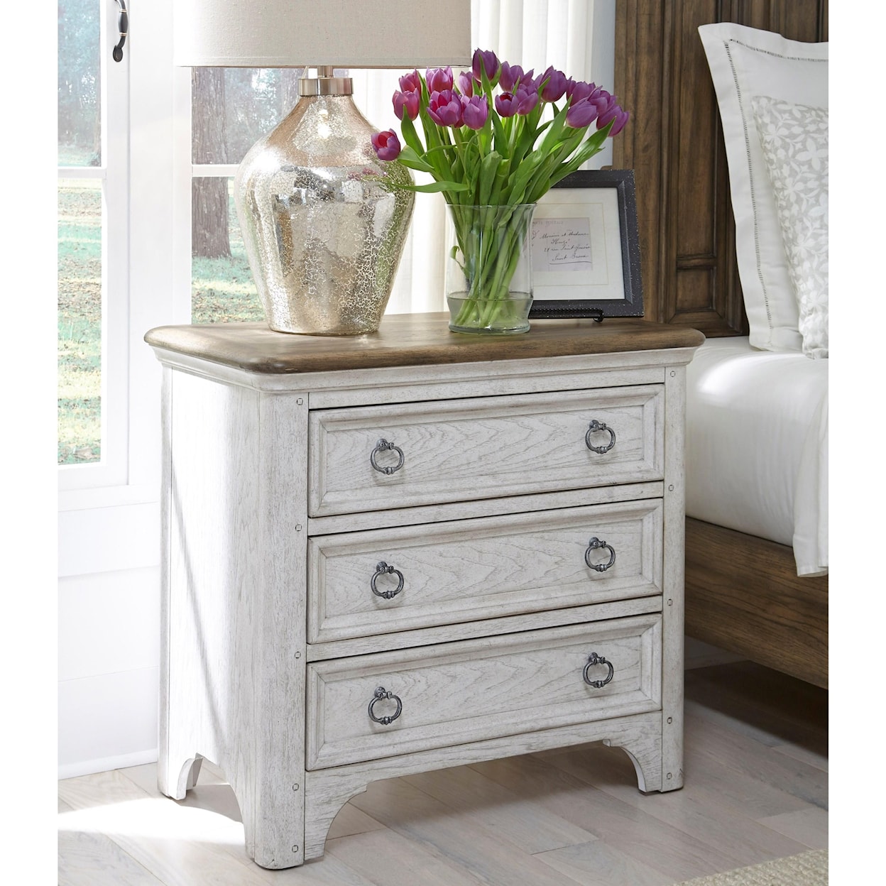 Pulaski Furniture Glendale Estates Nightstand