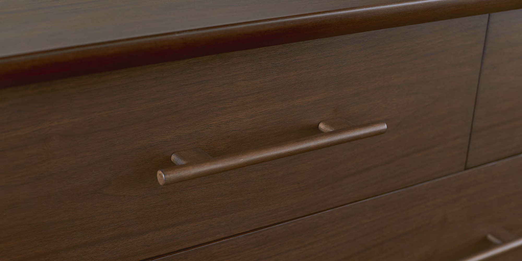 Bassett Copenhagen 5 Drawer Chest