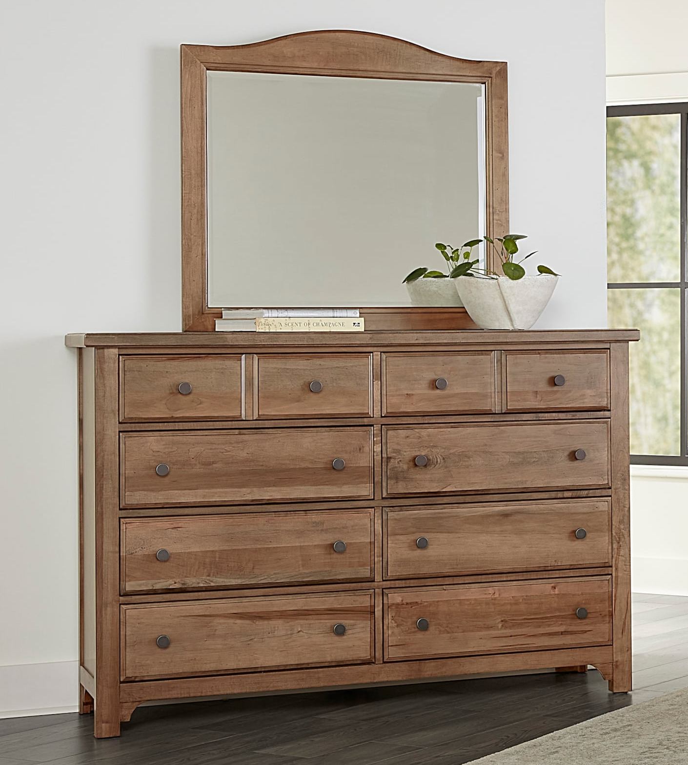 Vaughan-Bassett Cool Farmhouse 4-Piece King Panel Bedroom Set