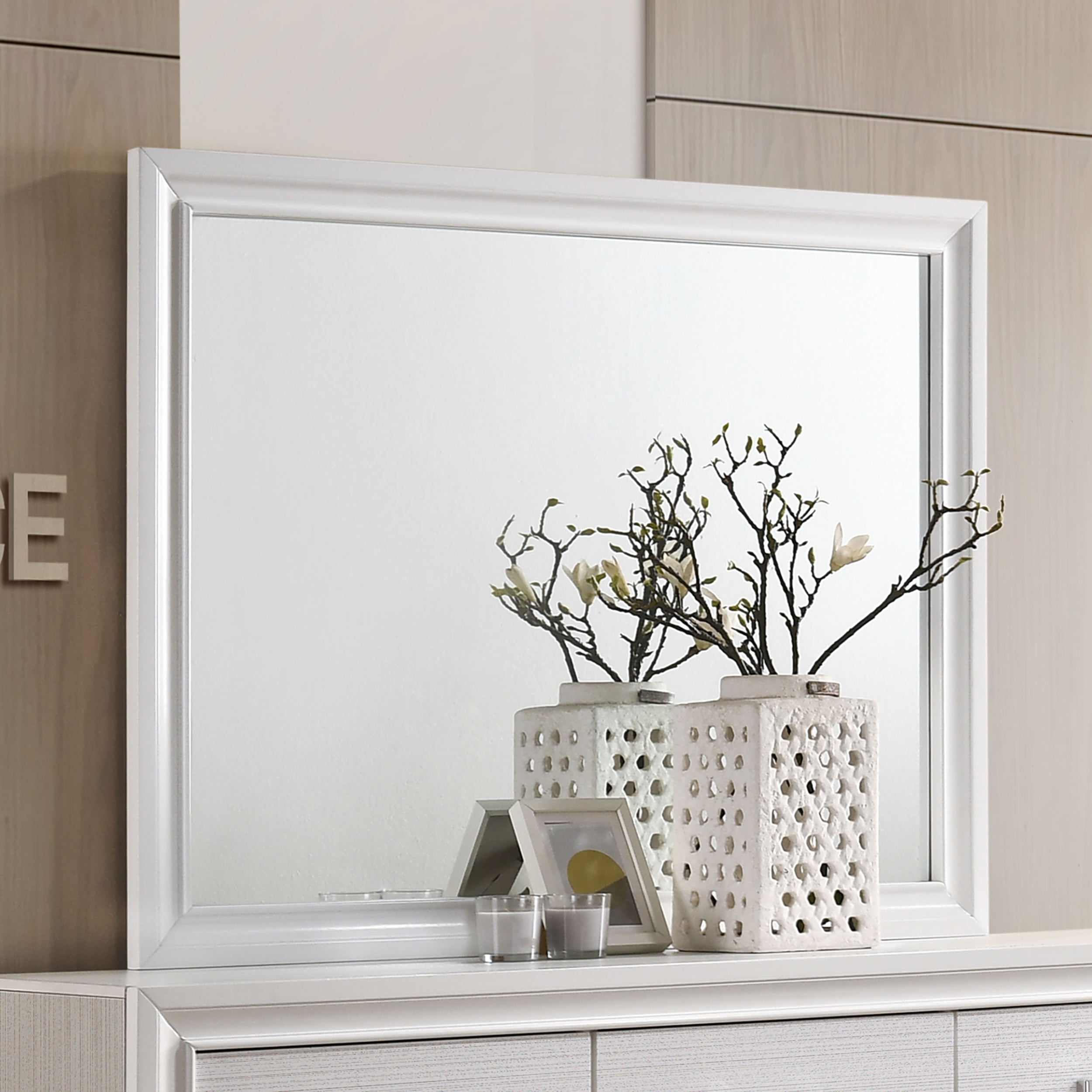MIRANDA WHITE MIRROR |