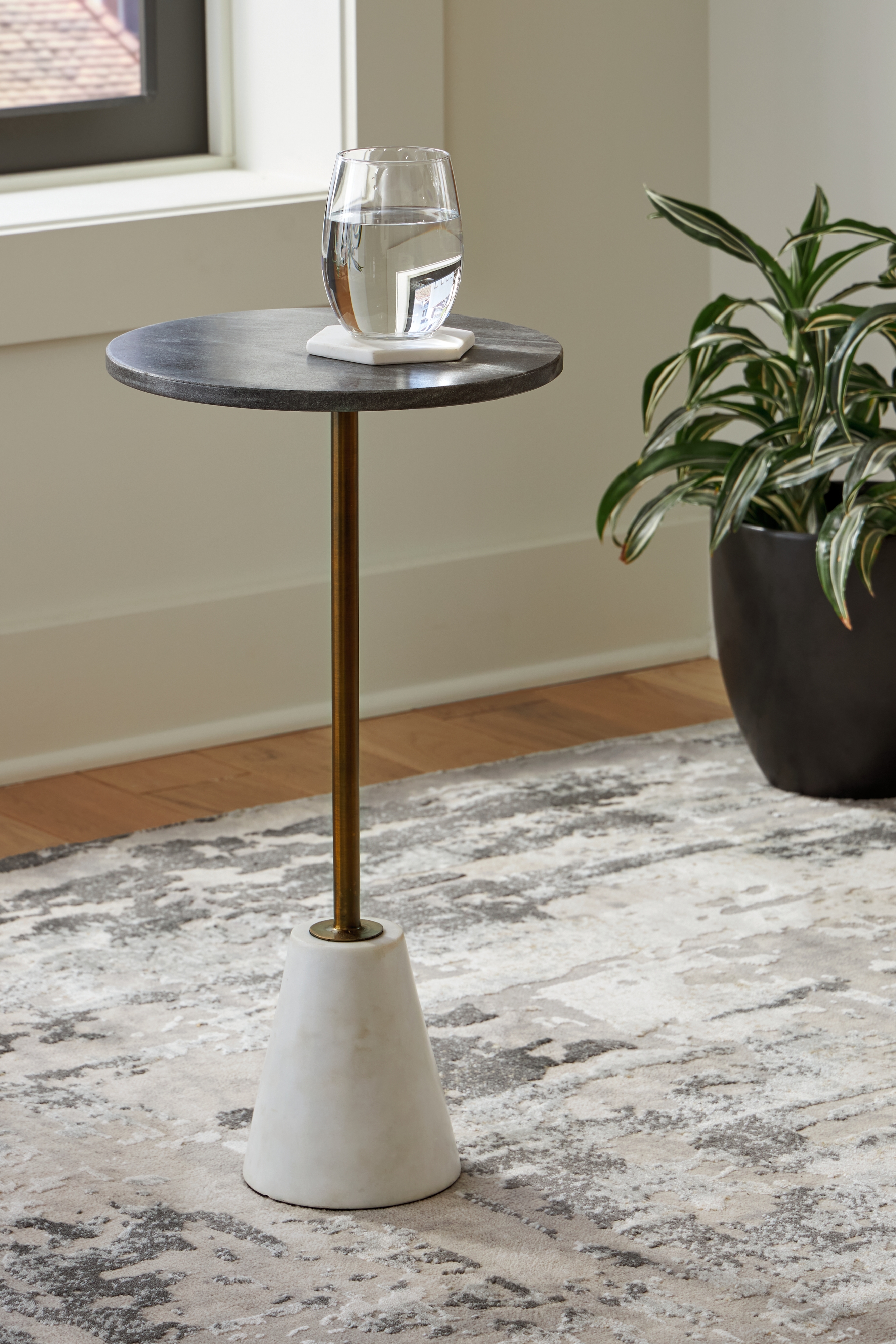 Accent Table