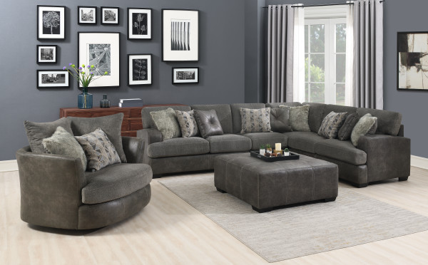 Emerald Berlin Swivel Accent Chair