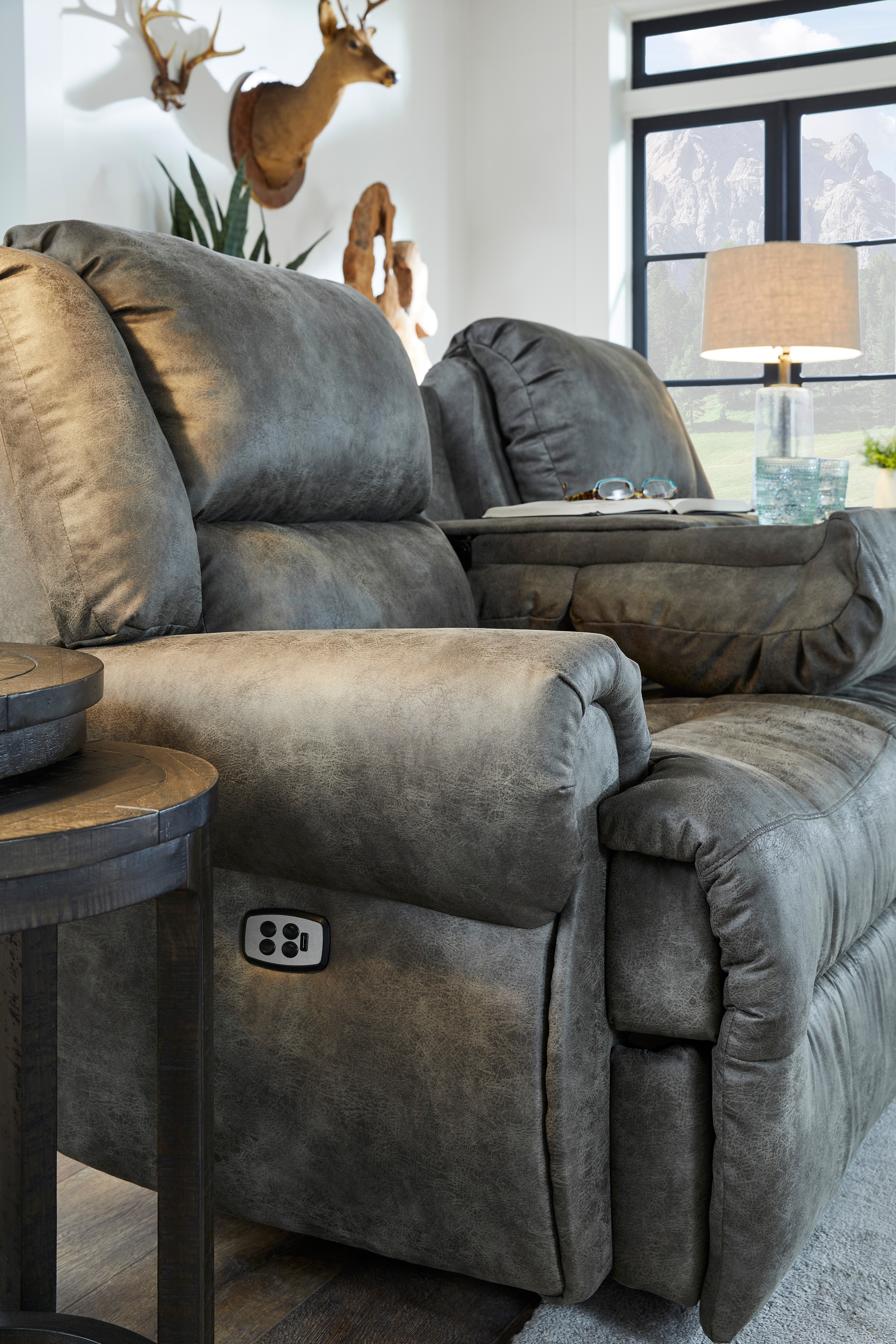 Best Home Furnishings Field & Stream Manual Reclining Sofa