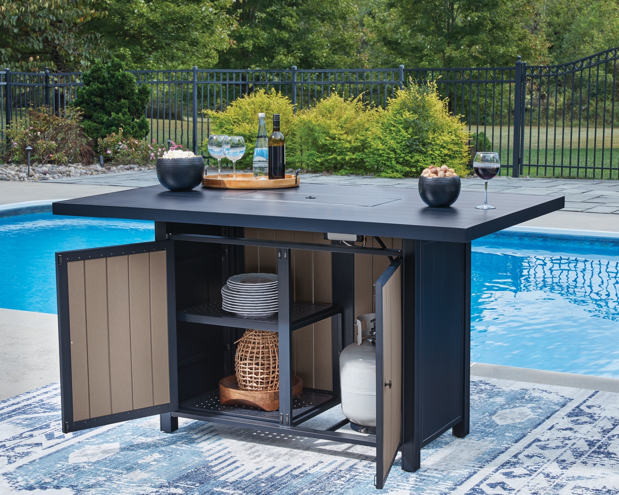 Signature Design by Ashley East Beach Rect Bar Table W/Fire Pit