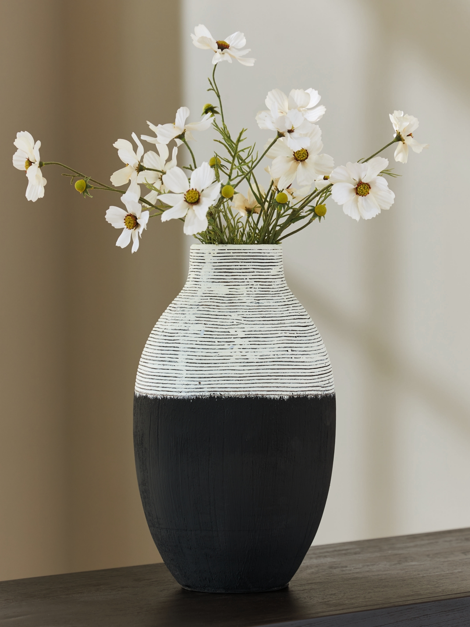 Signature Design by Ashley Girtha Vase