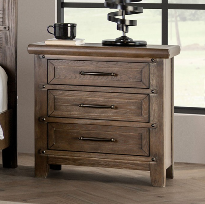 5 Pc. Queen Bedroom Set W/ Chest