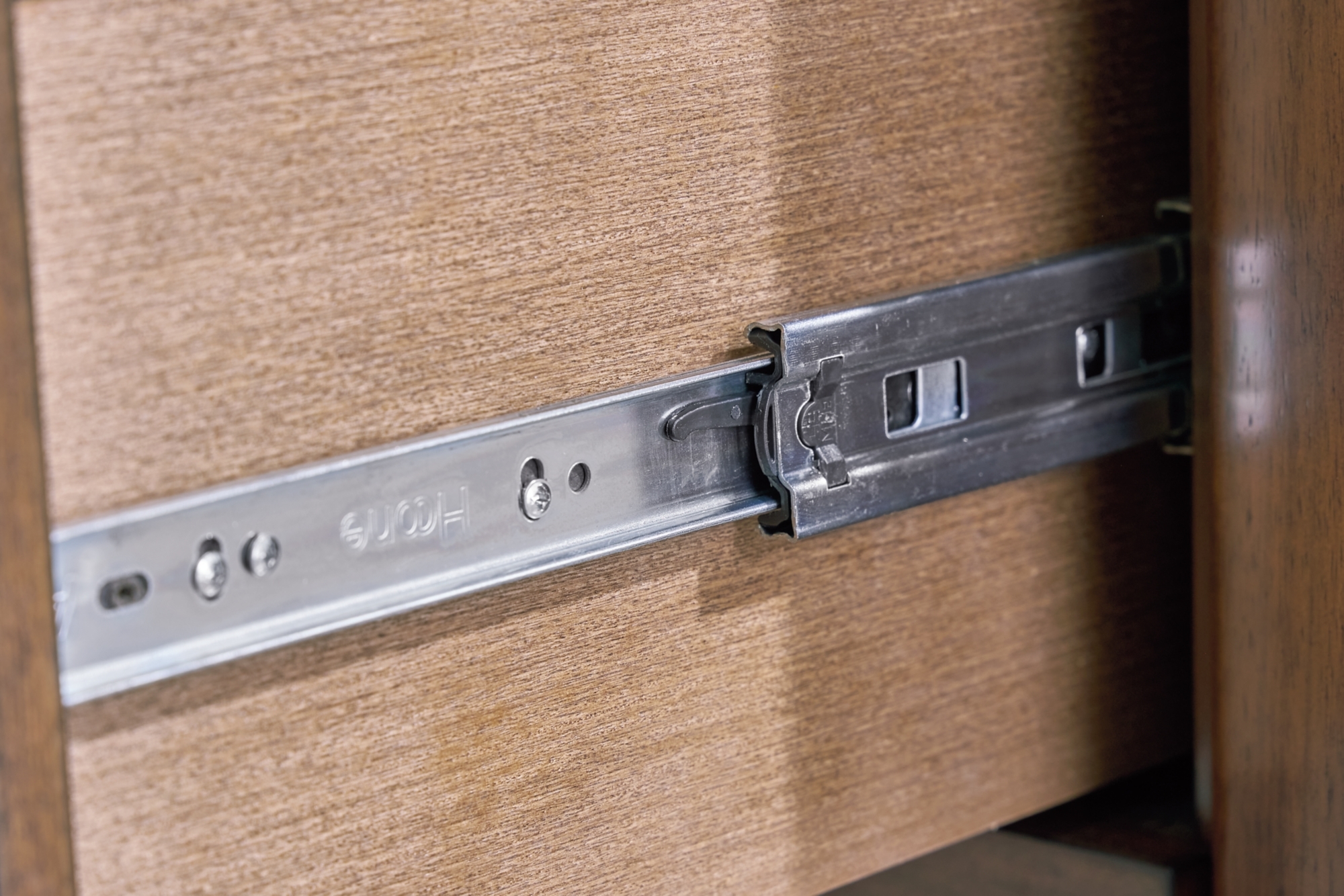 Signature Design by Ashley Lyncott Dresser And Mirror