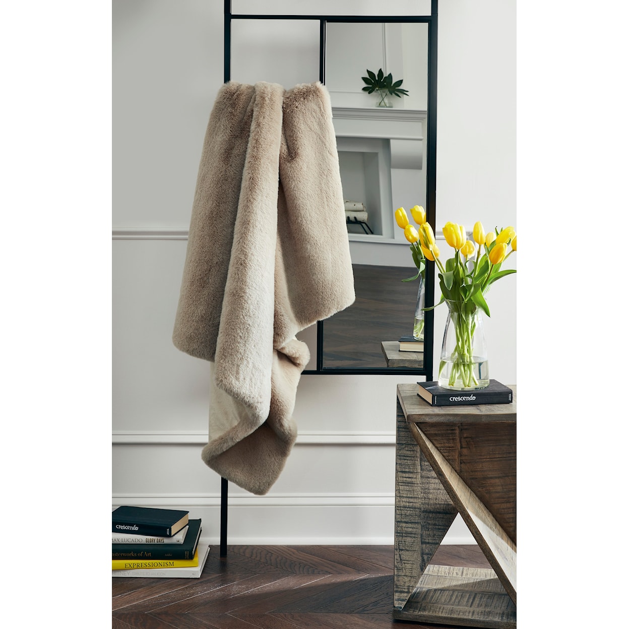 Benchcraft Gariland Gariland Taupe Faux Fur Throw