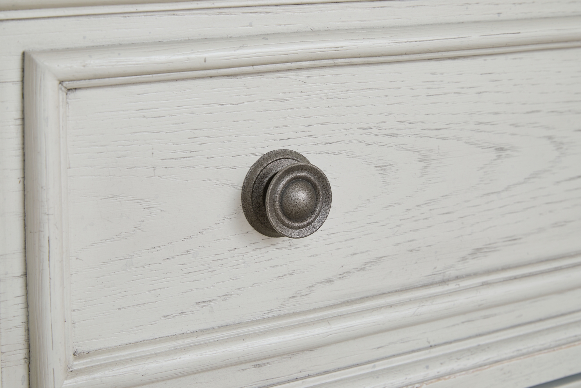 Signature Design by Ashley Robbinsdale Dresser And Mirror