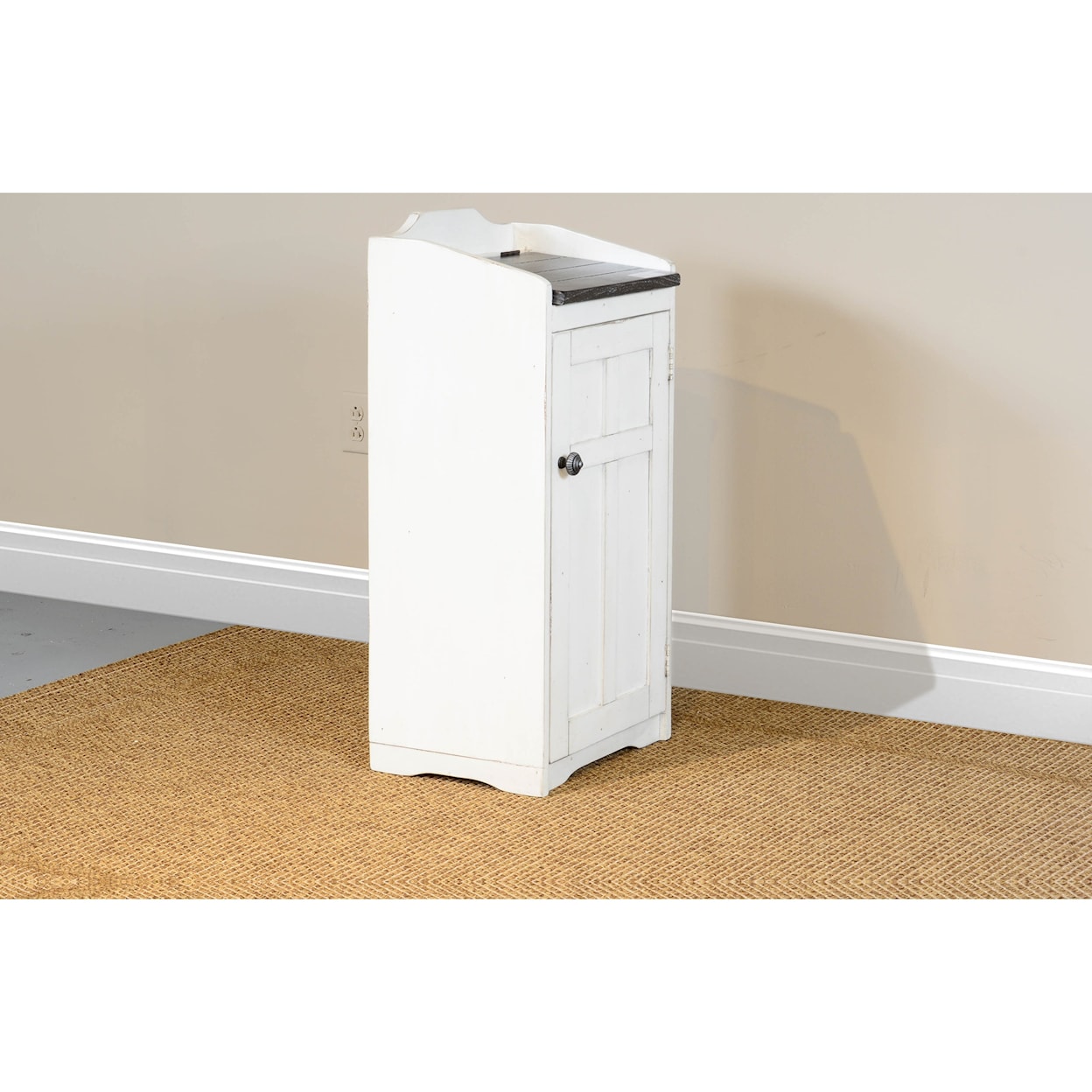 Sunny Designs Vermont VERMONT WHITE TRASH BIN |