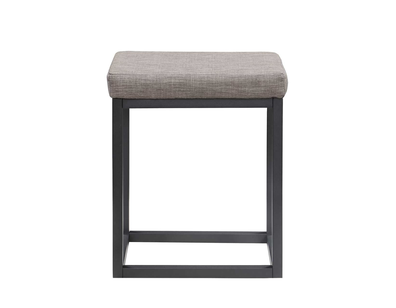 Steve Silver Yukon Counter Bar and Upholstered Stools