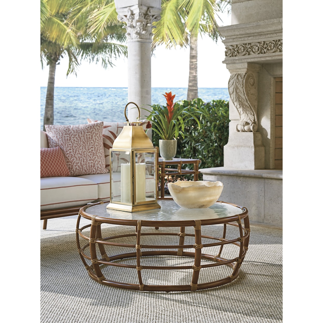 Tommy Bahama Outdoor Living Sandpiper Bay Outdoor Round Cocktail Table