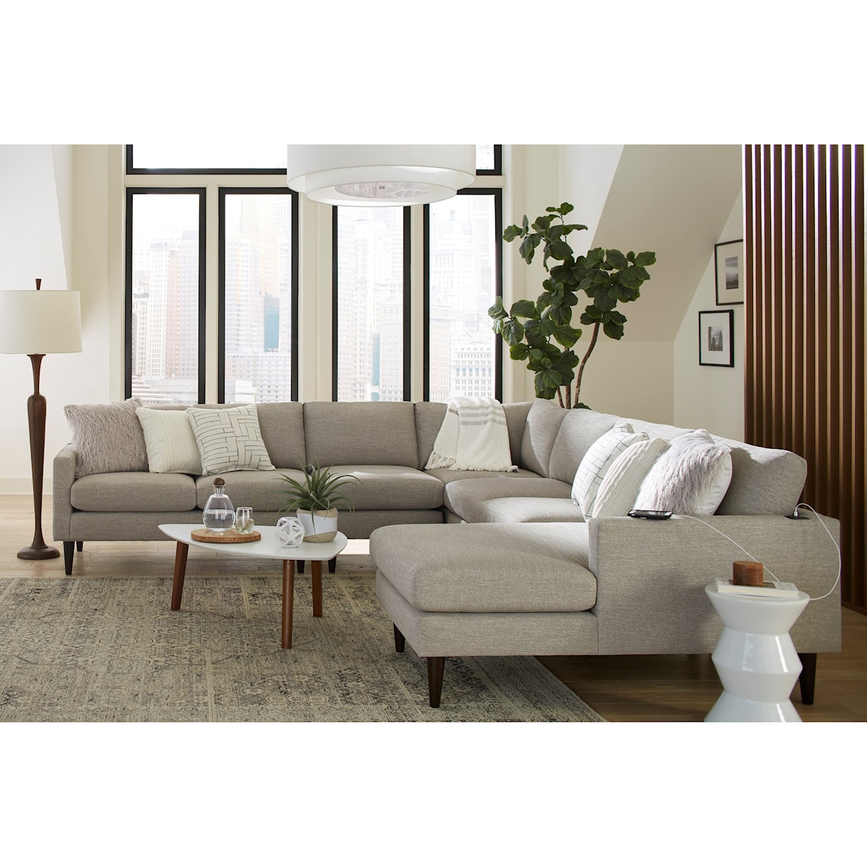 Best Home Furnishings Trafton 6-Seat Sectional Sofa w/ RAF Chaise