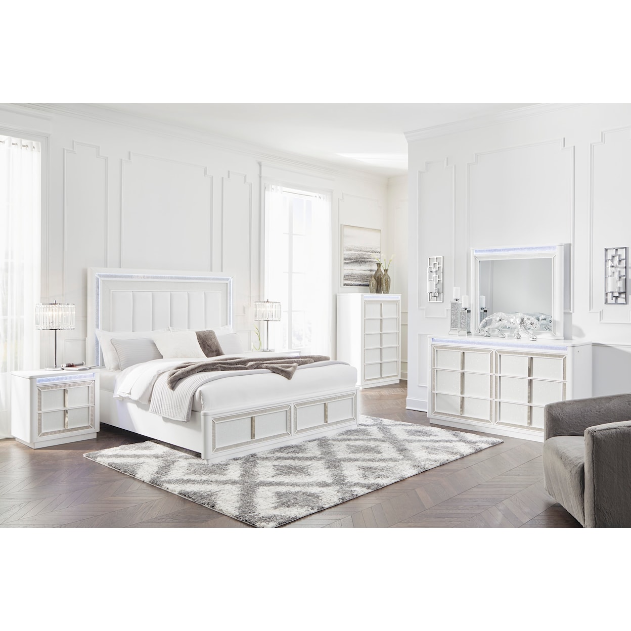 Ashley Furniture Signature Design Chalanna Queen Bedroom Set