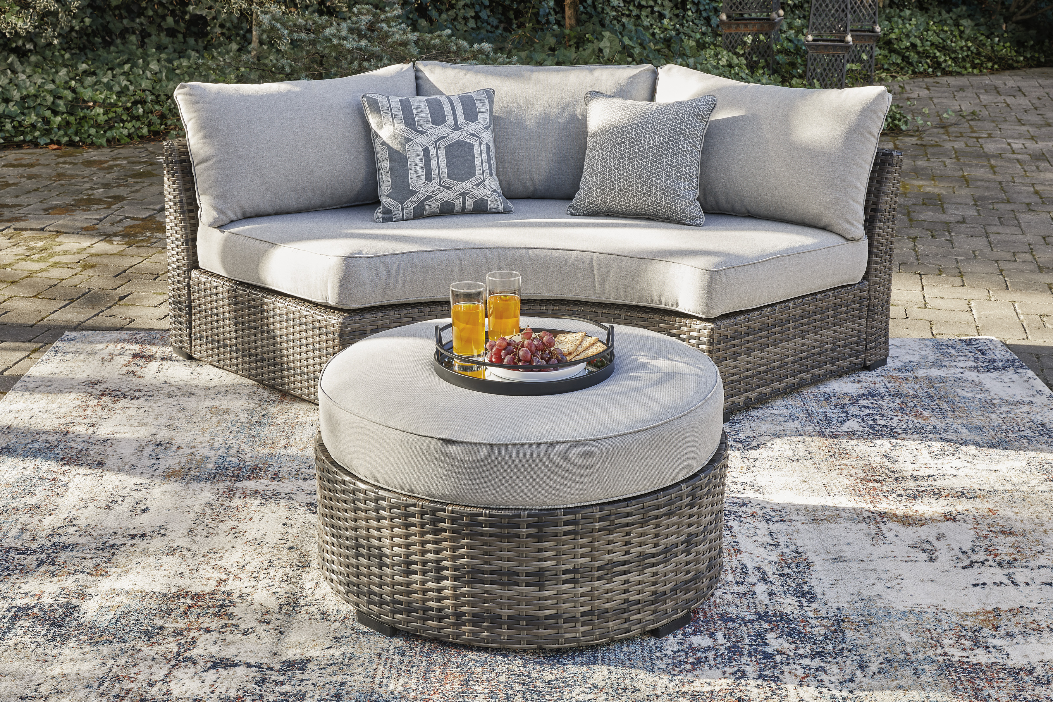 Signature Design by Ashley Harbor Court Ottoman with Cushion